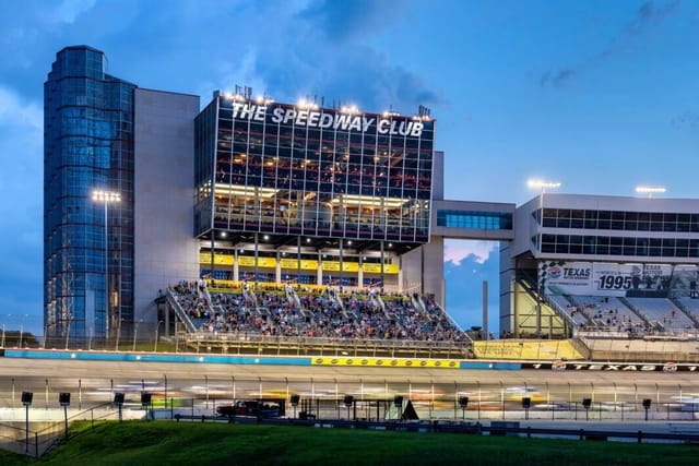 Ballroom at Texas Motor Speedway, modern venue for corporate events and gatherings.