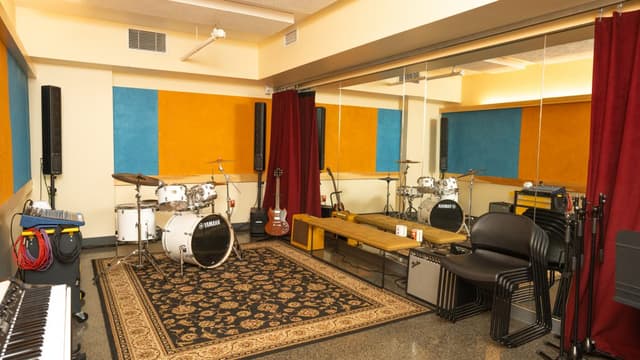Large Rehearsal Rooms