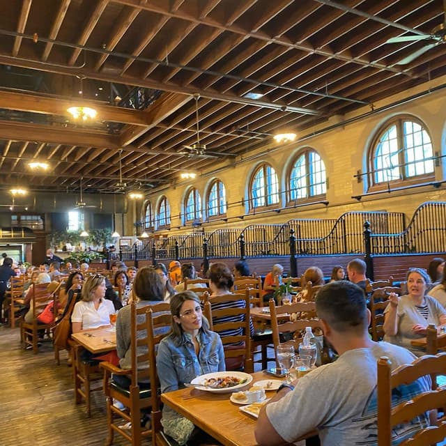 Stable Café Loft