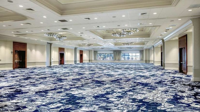 Elegant meeting room with natural light at DoubleTree by Hilton San Jose, perfect for conferences.