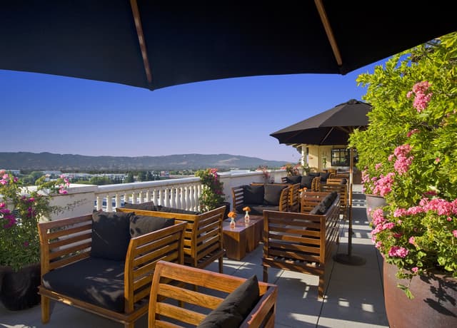 Cielo Rooftop