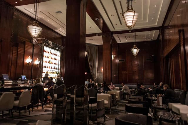 Cocktail bar
