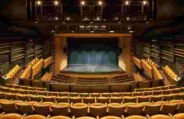 Multipurpose theater