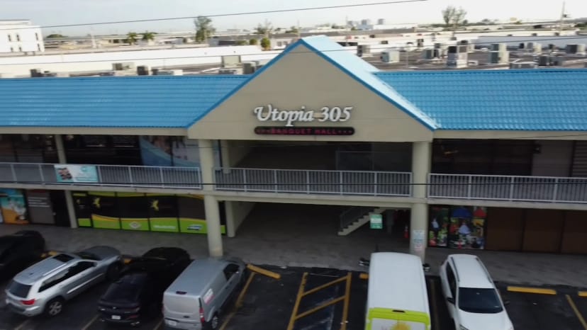Utopia 305 Banquet Hall with blue roof, ideal for corporate meetings and events.