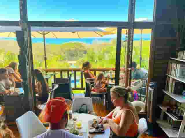 Organic restaurant