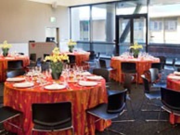 Berg Hall AB/BC