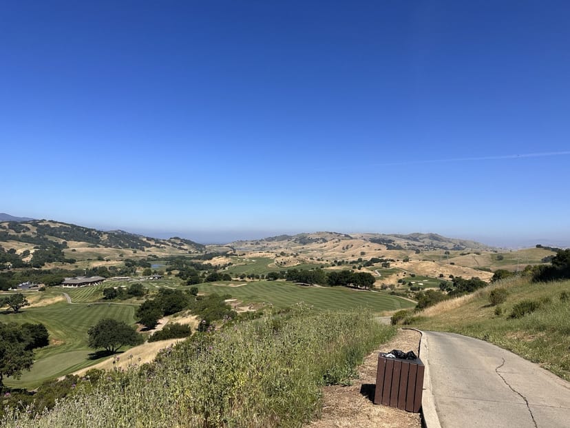 Cinnabar Hills Golf Club's Canyon Course, perfect for corporate retreats and outdoor events.