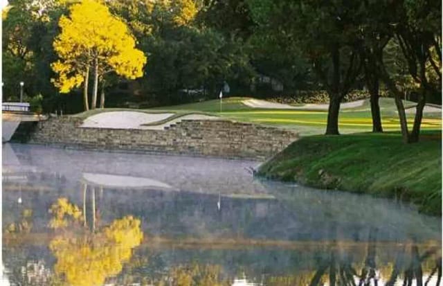 Dallas Country Club Golf Course: serene venue for outdoor meetings and events.