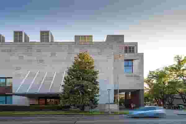 Audrey Jones Beck Building