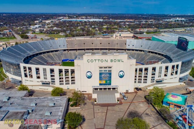 Cotton Bowl Stadium in Fair Park: iconic venue for sports events and concerts.