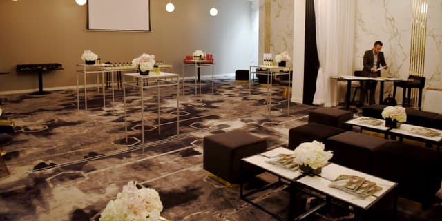 5th Avenue Room
