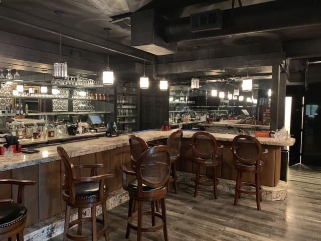 Bar