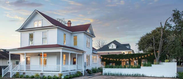 Carriage House