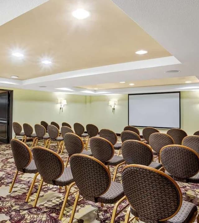 Birch Room
