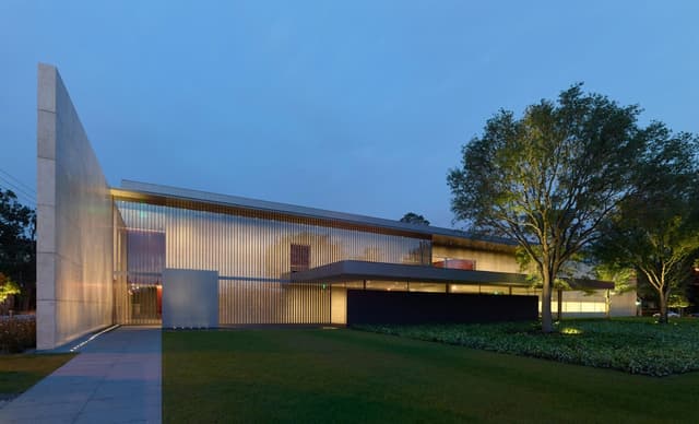 Edward Rudge Allen III Education Center & Chao Foundation Green Garden