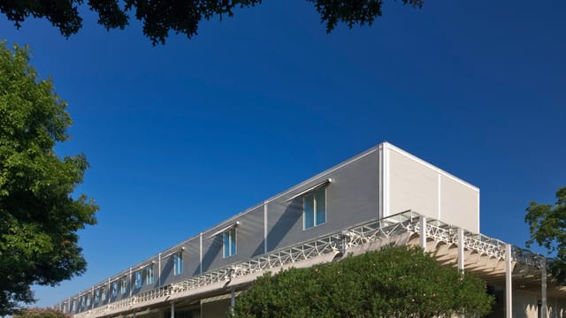 Menil Collection Museum: modern venue with natural light for meetings and events.