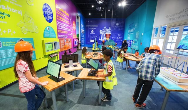 Kids’ Hall and Exhibits