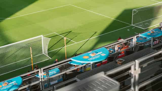 Sports Deck Rails