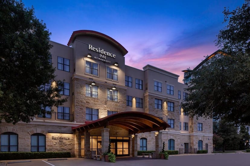 Trinity B at Residence Inn Fort Worth: modern venue for corporate events and gatherings.