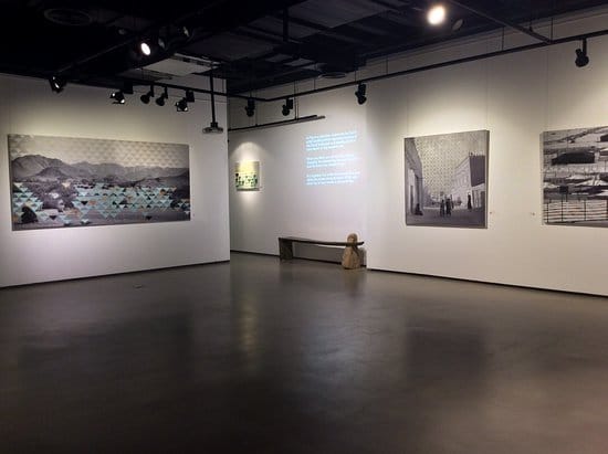 Modern art gallery in Gallery Naila, ideal for exhibitions and networking events.