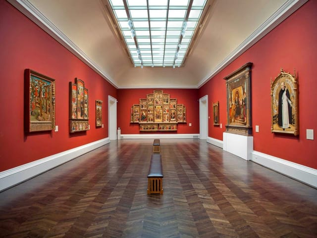 Algur H. Meadows Founder’s Room, red walls, ideal for art exhibitions and corporate events.