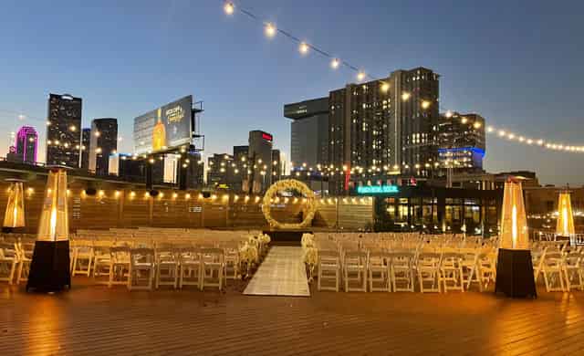Rooftop deck