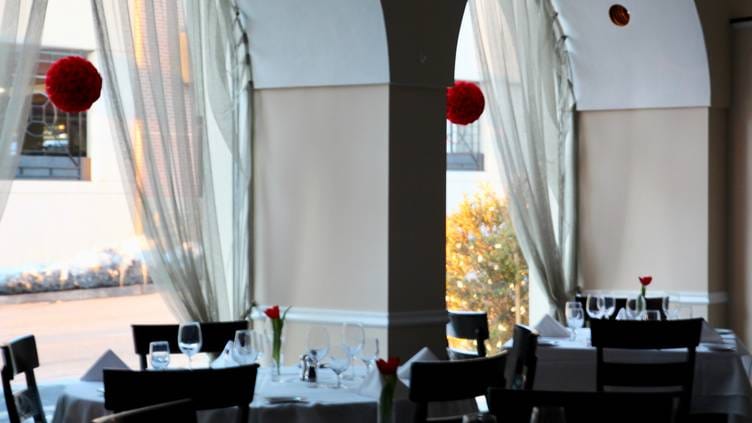 Elegant dining area in La Pergola, perfect for private parties and corporate events.