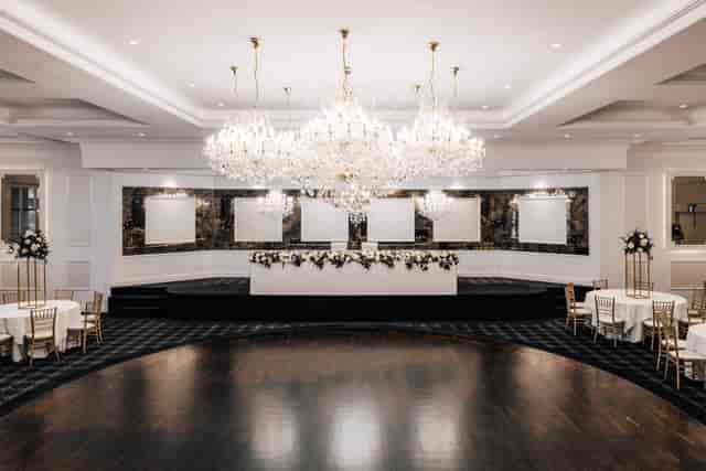 Home - Entrust your wedding reception ...