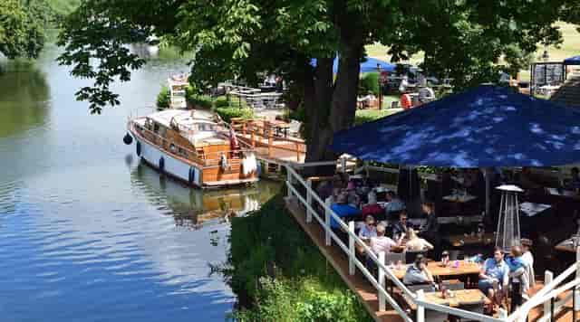 Outdoor restaurant venue by the Thames, perfect for weddings and corporate events.