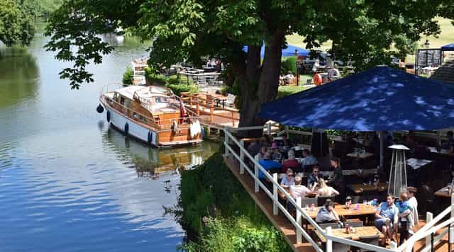 Outdoor restaurant venue by the Thames, perfect for weddings and corporate events.