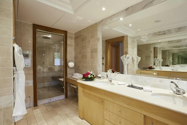 Hôtel***** & Spa Le Pavillon