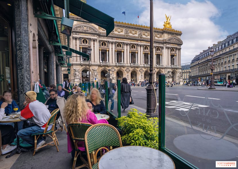 Vibrant outdoor café at Café de la Paix, ideal for events and gatherings.