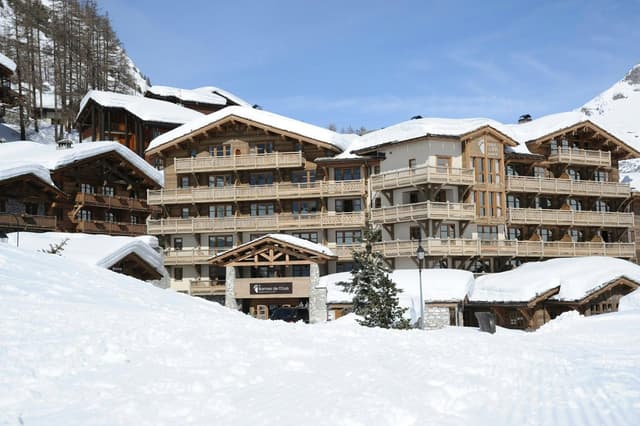 Hôtel & Spa Les Barmes de l'Ours
