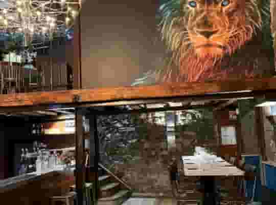 Cocktail bar