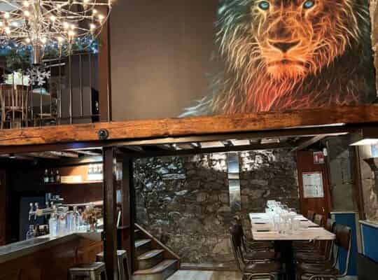 Cocktail bar