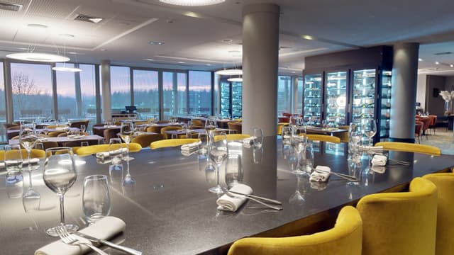 restaurant