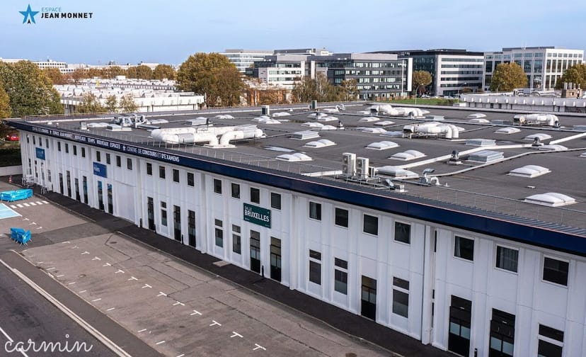 Spacious Espace Jean Monnet venue with modern design for conferences and exhibitions