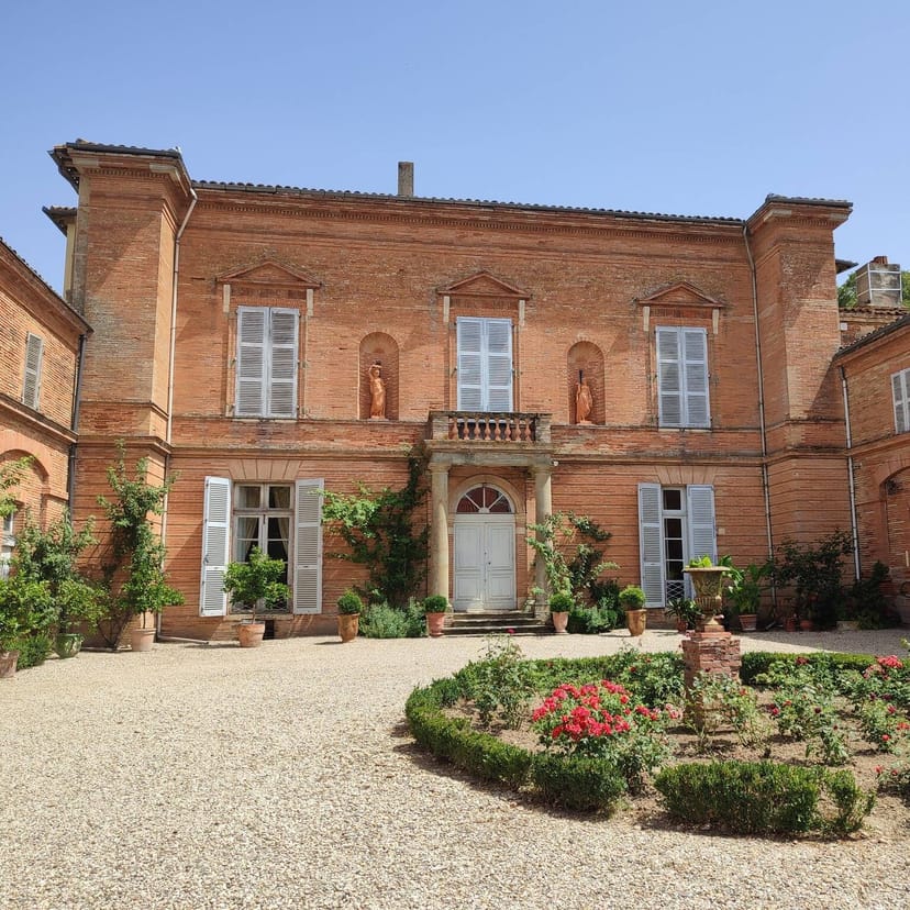 Elegant brick venue at Domaine La Colombière for meetings and outdoor events.
