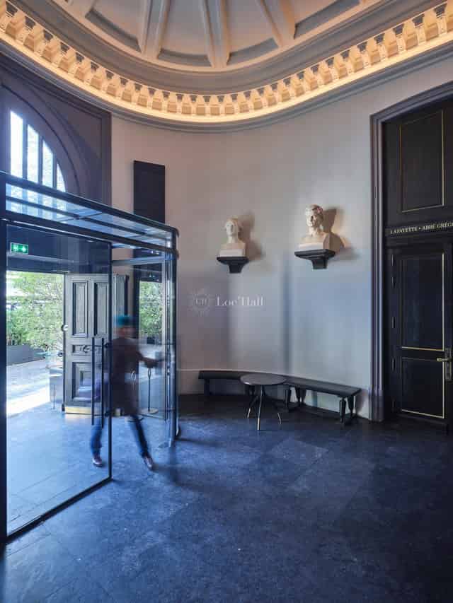 Les Trois Salons