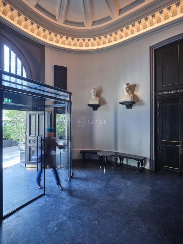 Les Trois Salons
