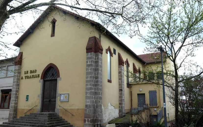 Historic Le Bac à Traille venue with charming architecture for events and meetings.