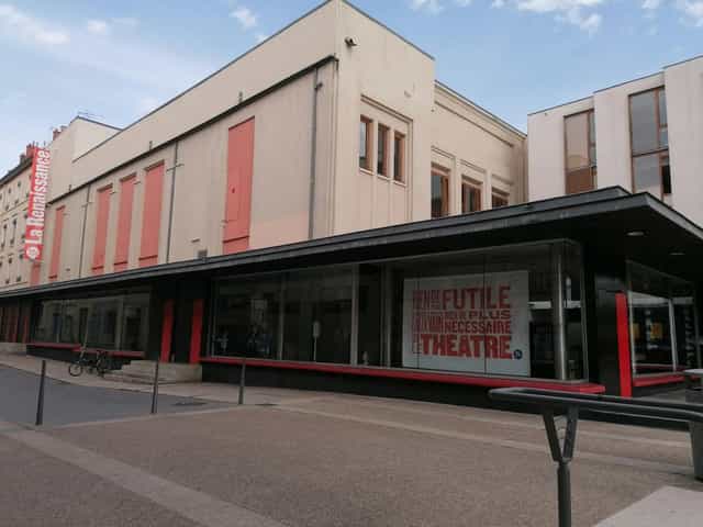 Le Bac à Traille at Théâtre de La Renaissance, a modern venue for events and meetings.