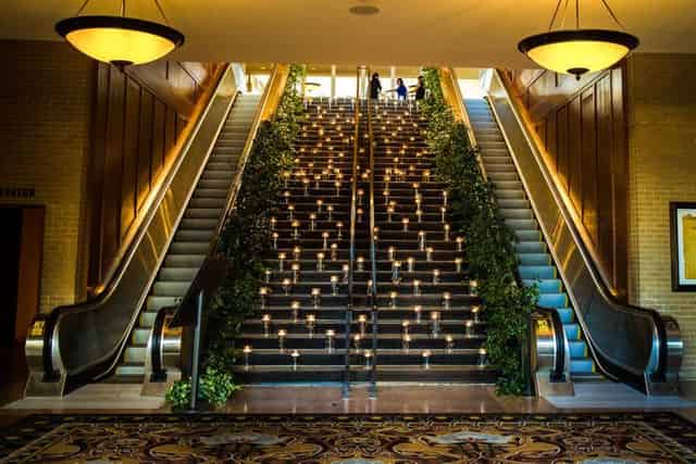 Mezzanine Level Rooms