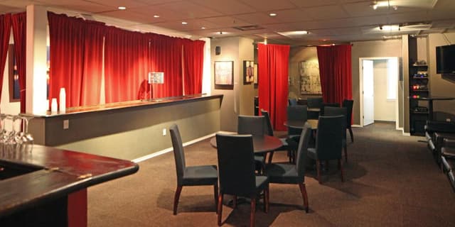 Private Suites