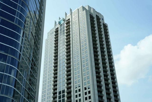 Sky Lounge at Market Square Tower, modern venue for corporate events and meetings.
