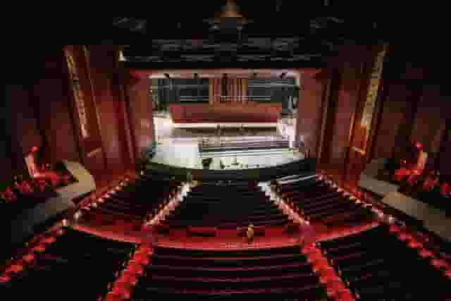 Stage