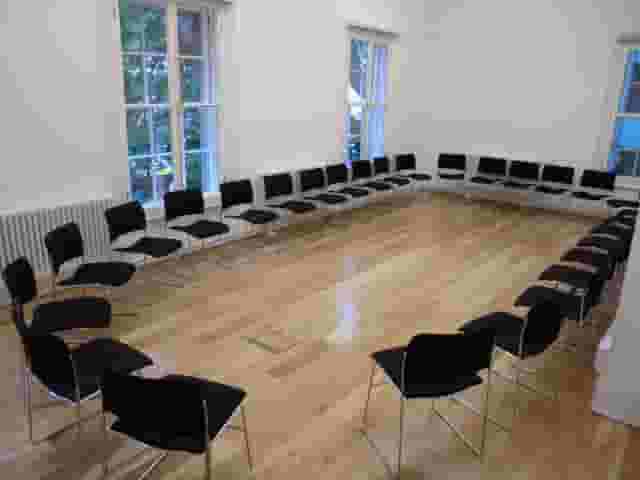 F11 Meeting Room