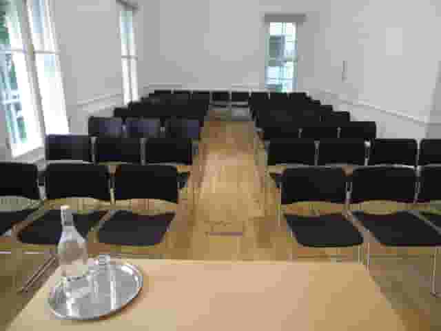 F11 Meeting Room