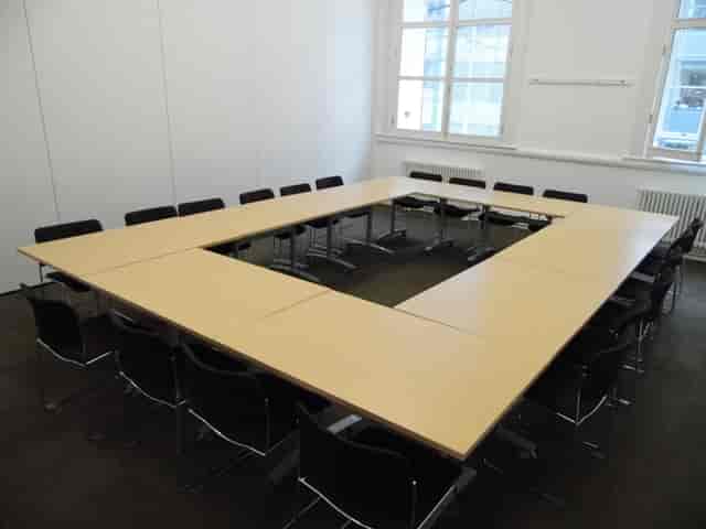 F13 Meeting Room in Friends' Meeting House, U-shape setup for collaborative discussions.