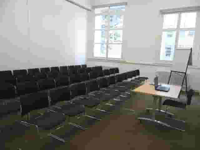 F13 Meeting Room